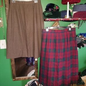 Vintage wool skirts 29 inch waist